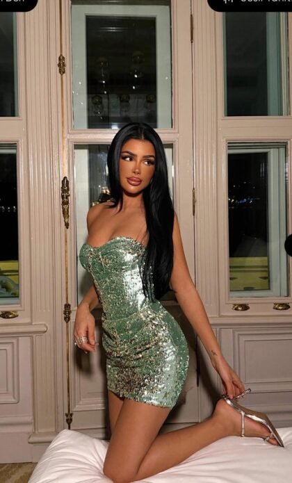 Mini-Robe soirée collerée a double paillettes verte florianne