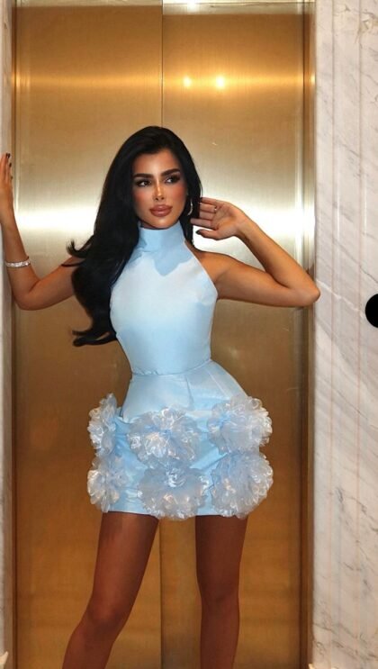 Mini robe soirée de soin en couleur  bleu ciel